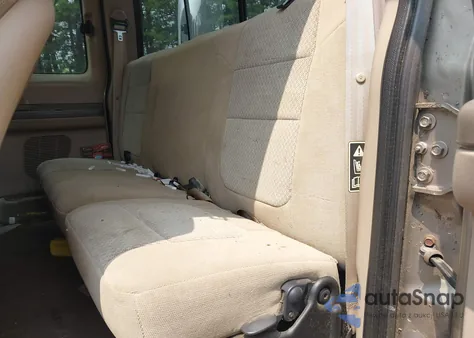 2002 Ford F-350 Lariat/Xl/Xlt z USA, uszkodzony, nr VIN 1FTSX31F22EB28643